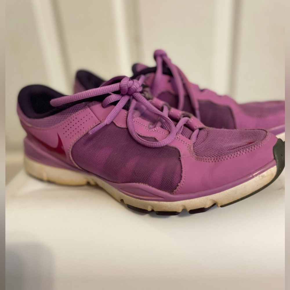 Nike Flex TR-2 training shoes Size 9